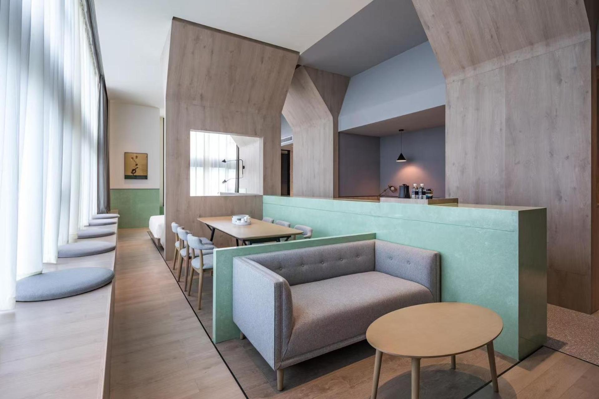 Atour S Hongqiao Center Aegean Hotel